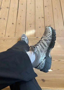 GEL-KAYANO 20