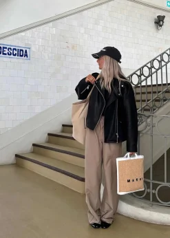 HullaMD solid jacket