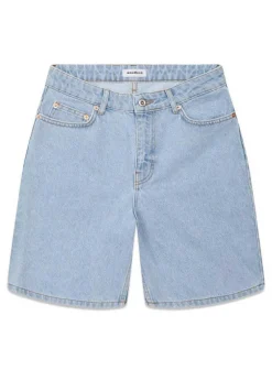 Maggie Brando Shorts