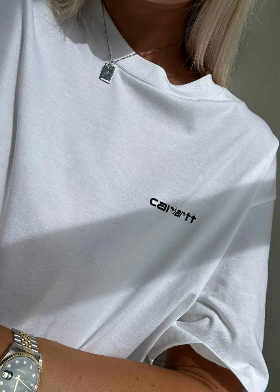 W S/S Script Embroidery T-S